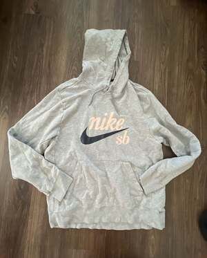 Nike SB Graphic Pullover Hoodie Gray Size Large